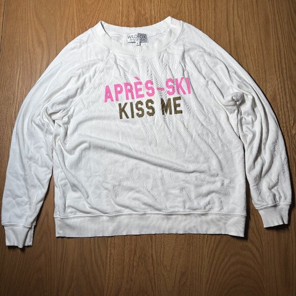 NWT Wildfox “Après-Ski Kiss Me” Sweatshirt White Graphic Pullover Women’s S - Picture 2 of 8
